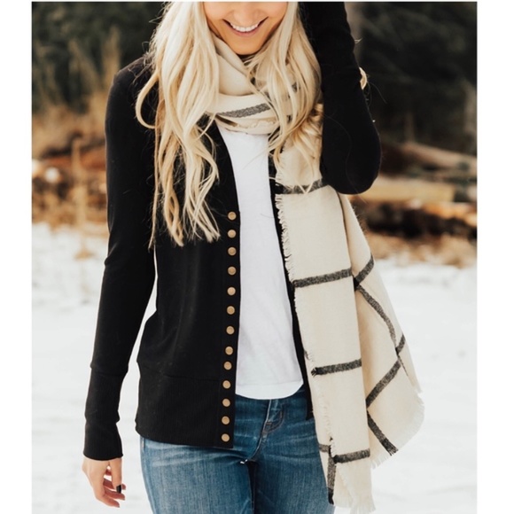 Softest MUST HAVE Cardigan - BLACK - Picture 2 of 2